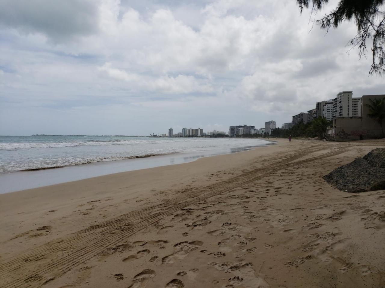 Beach Front Apt Isla Verde 3 Apartment San Juan Bagian luar foto