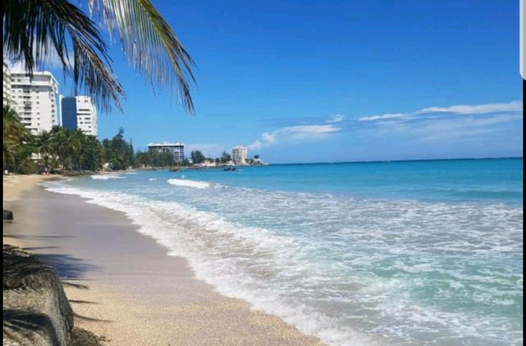 Beach Front Apt Isla Verde 3 Apartment San Juan Ruang foto